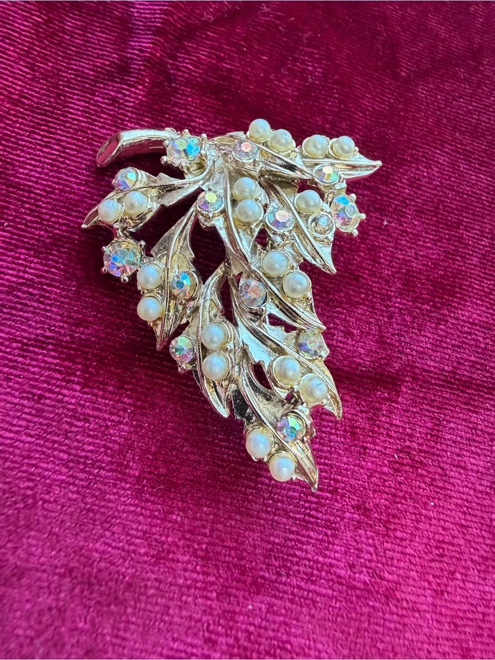 Vintage Aurora Borealis Rhinestone And Faux Pearl Leaf Design Brooch